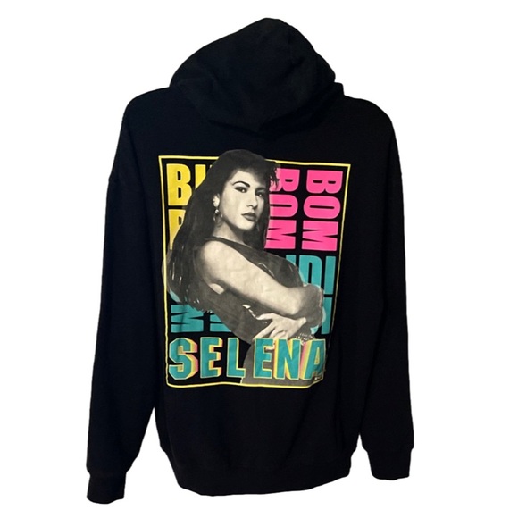 NWOT Large Selena black long sleeve graphic hooded sweater w/kangaroo pockets - Picture 8 of 15